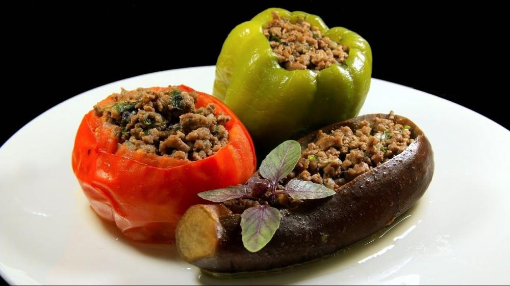 Badımcan, bibər və pomidor dolması<br> © Milli Kulinariya Mərkəzi