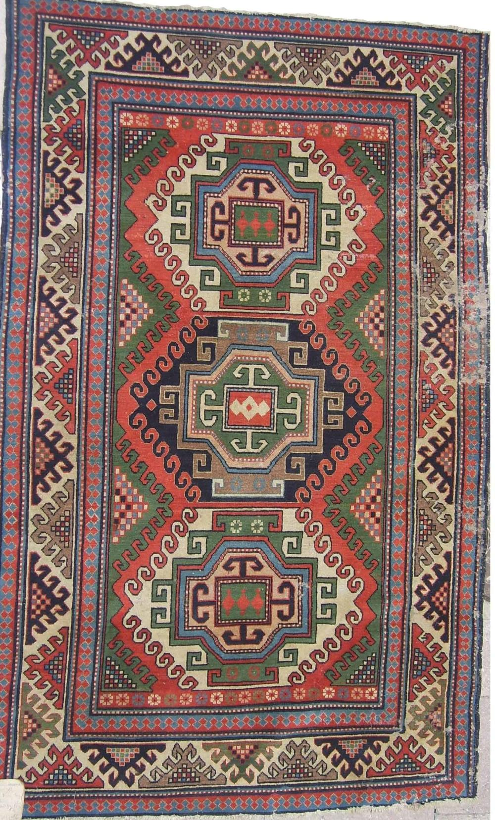 Həndəsi ornamentli Azərbaycan xalçaları