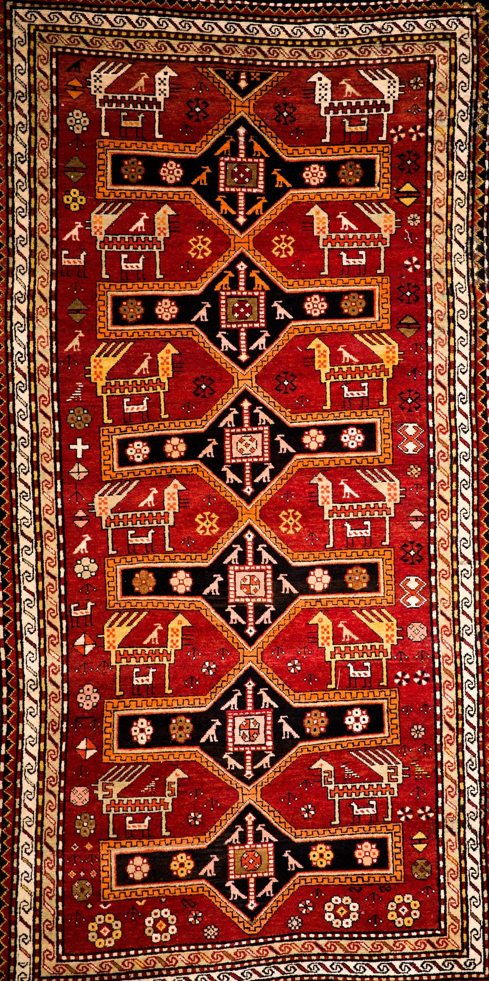 "Çıraqlı" xalça<br> © Azərbaycan Xalça Muzeyi, XX əsrin əvvəli
